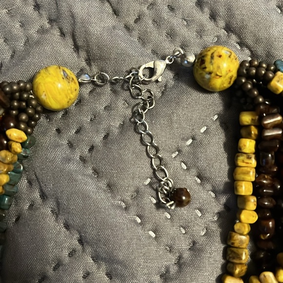 Multi Colored Choker Necklace - Picture 2 of 4